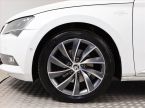 Škoda Superb - fotka číslo 11