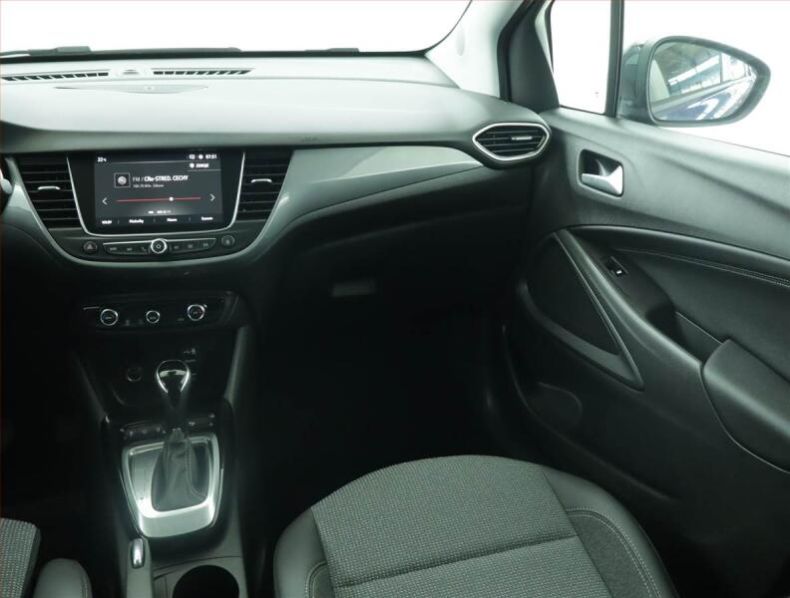Opel Crossland X - hlavní fotka