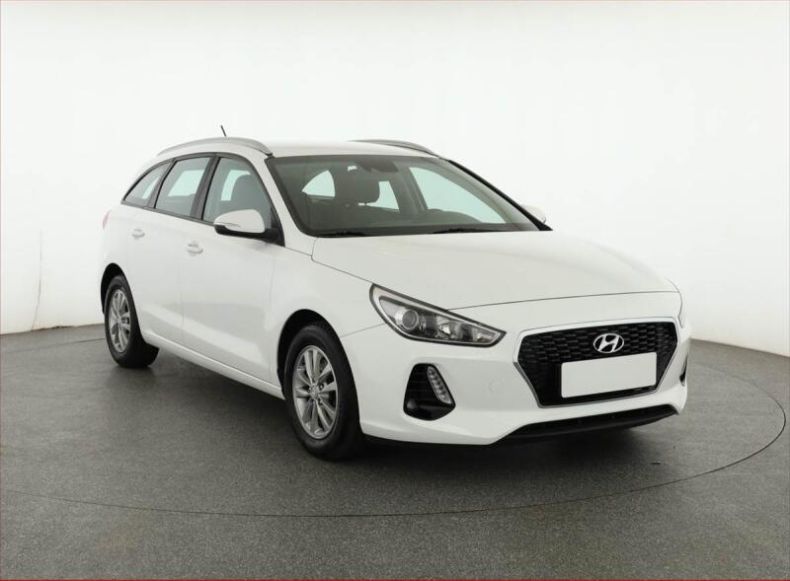 Hyundai i30 - hlavní foto