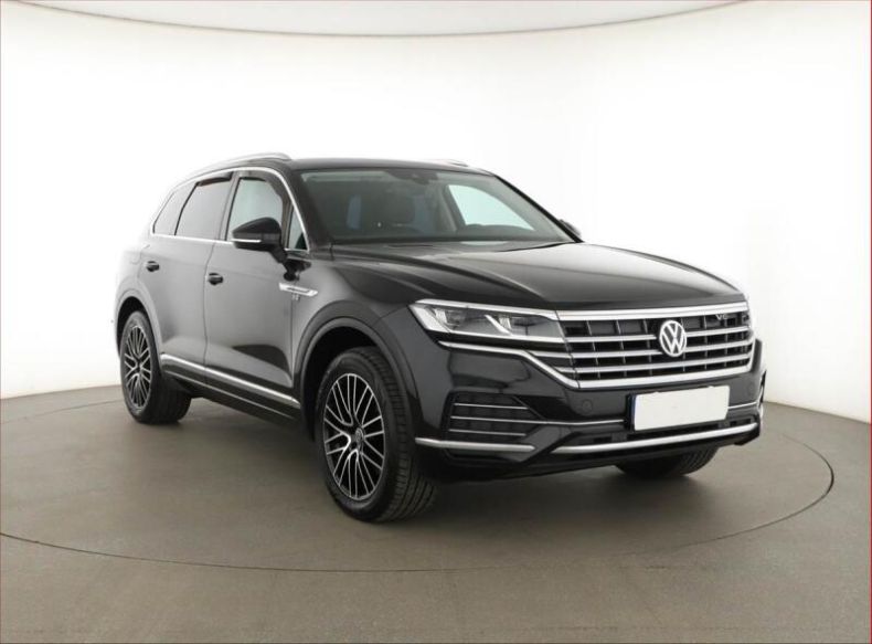 Volkswagen Touareg - hlavní foto