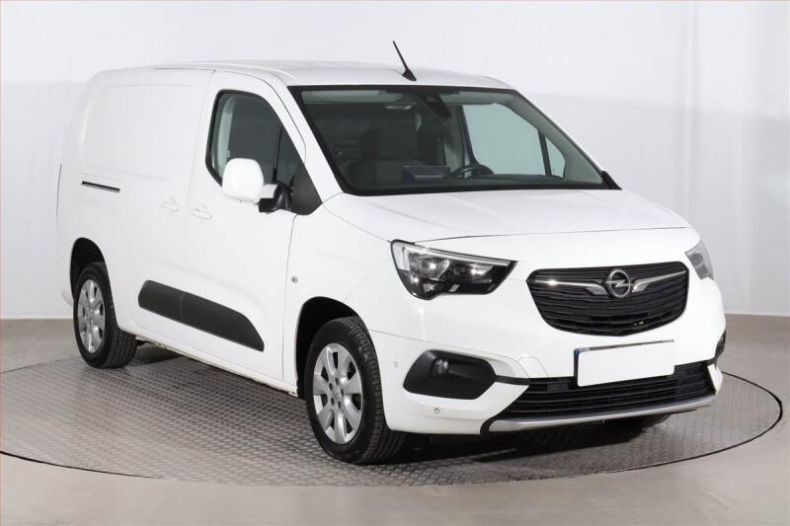 Opel Combo - hlavní foto