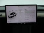 Tesla Model Y - fotka číslo 10