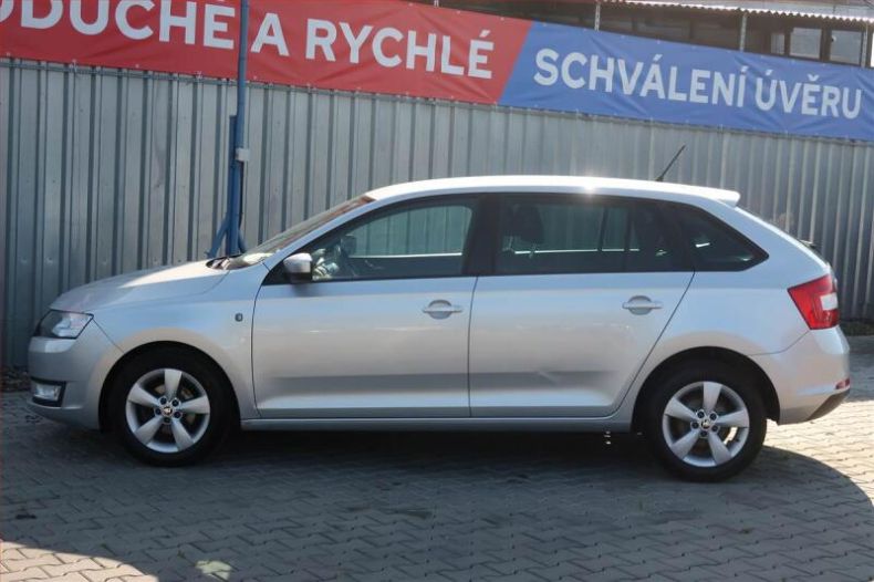 Škoda Rapid - hlavní fotka
