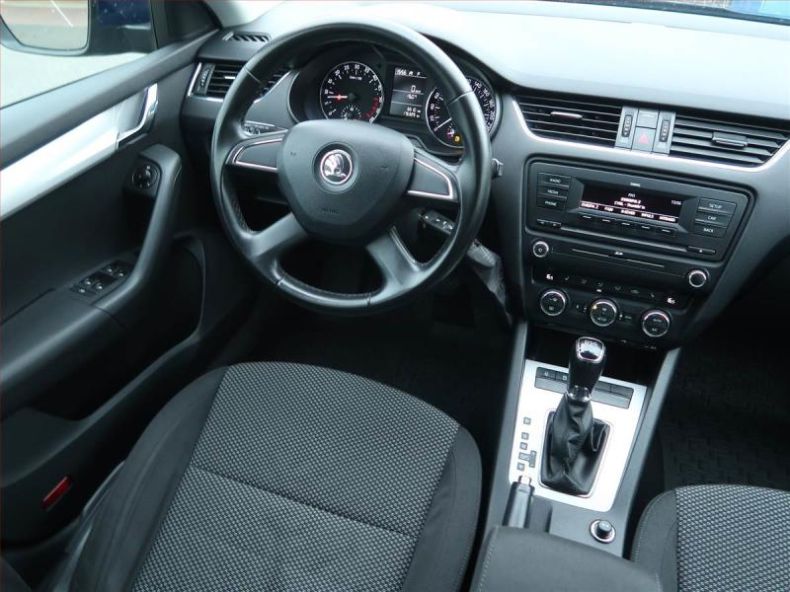 Škoda Octavia - hlavní fotka