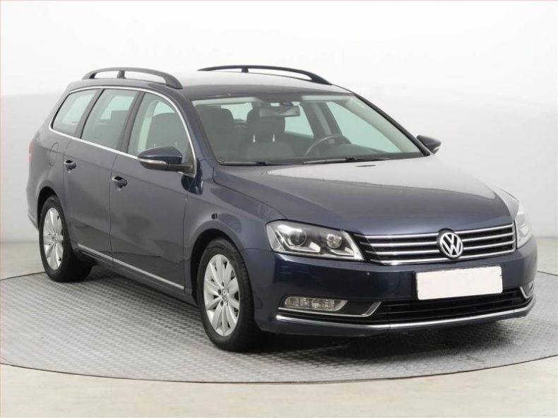 Volkswagen Passat - hlavní foto