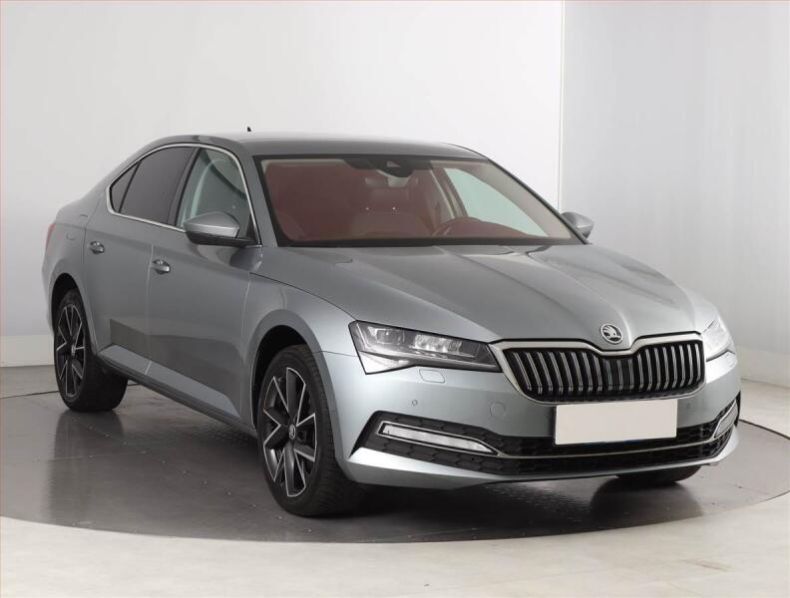 Škoda Superb - hlavní fotka