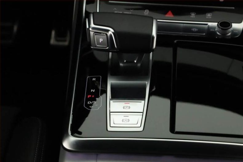 Audi Q7 - hlavní fotka