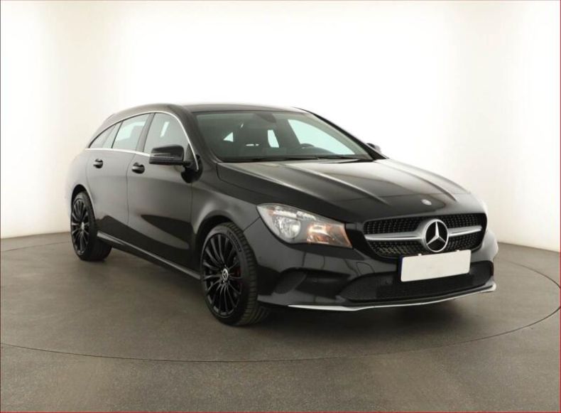 Mercedes Třída CLA - hlavní foto