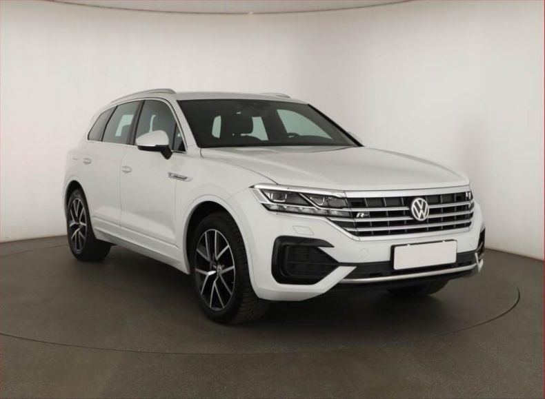 Volkswagen Touareg - hlavní fotka