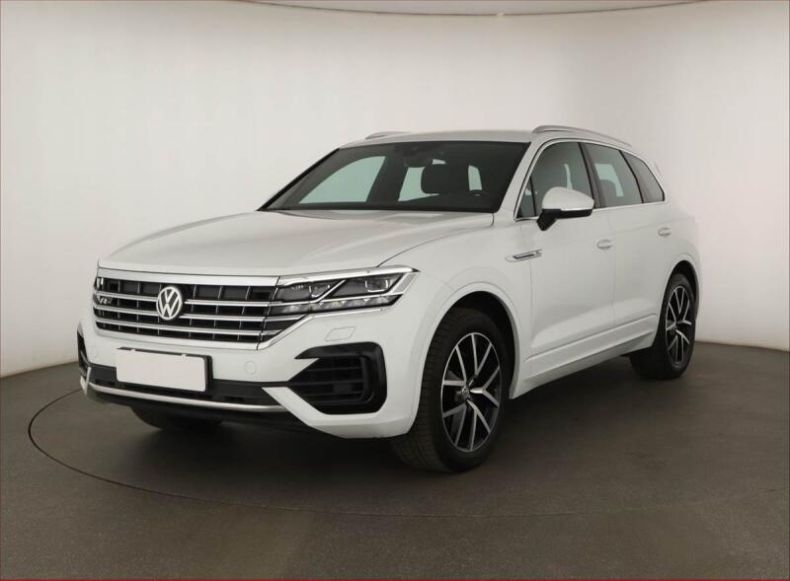 Volkswagen Touareg - hlavní fotka