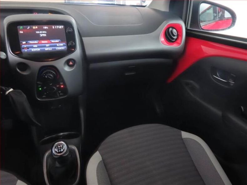 Toyota Aygo - hlavní fotka