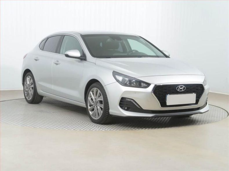 Hyundai i30 - hlavní foto