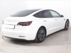 Tesla Model 3 - fotka číslo 4