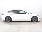 Tesla Model 3 - fotka číslo 5