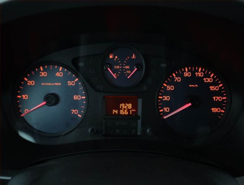 Peugeot Partner - hlavní fotka