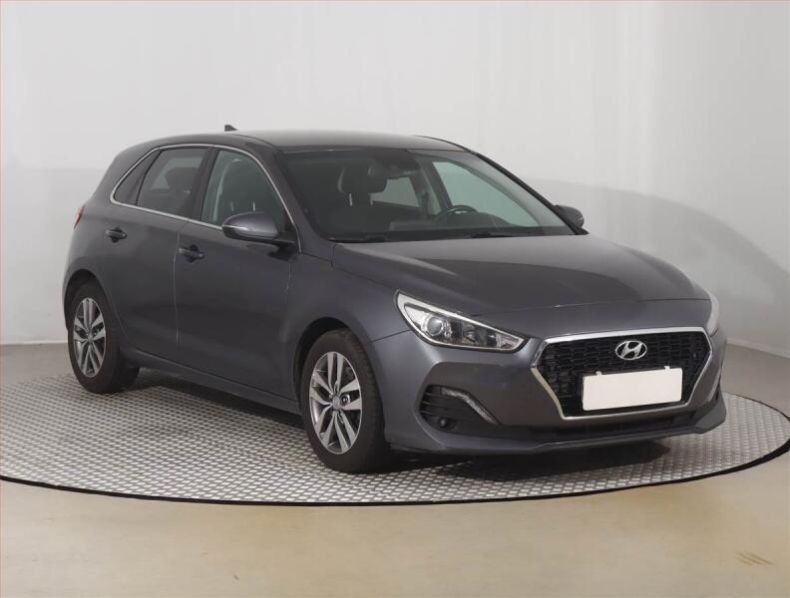 Hyundai i30 - hlavní foto