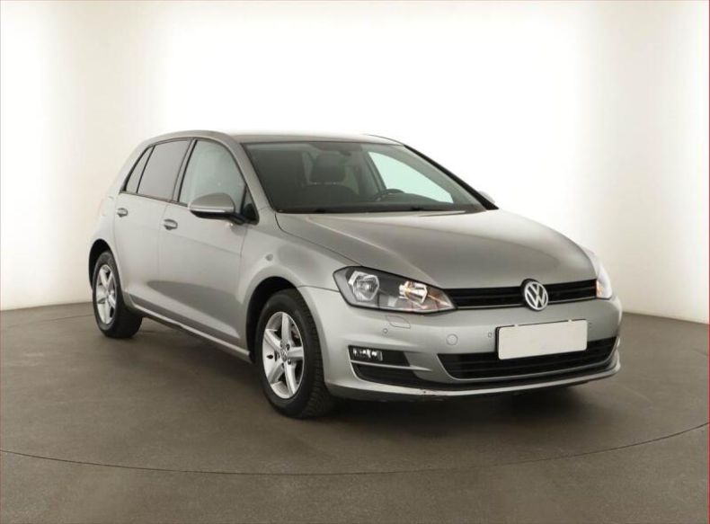 Volkswagen Golf - hlavní fotka inzerátu