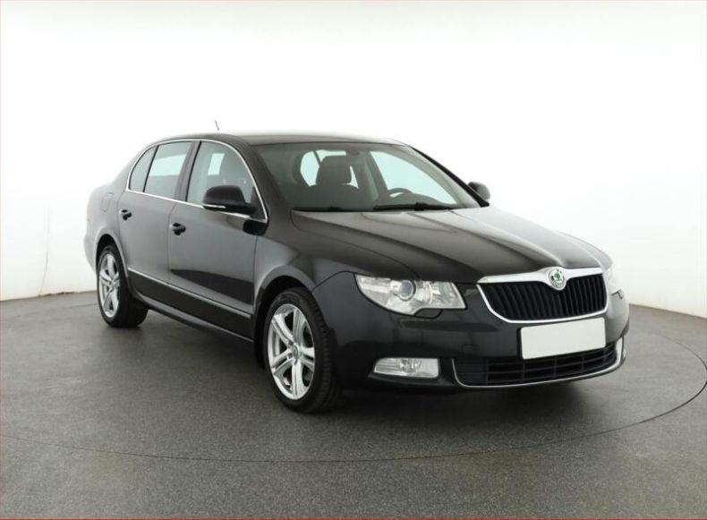 Škoda Superb - hlavní foto