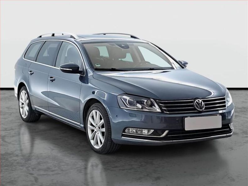 Volkswagen Passat - hlavní fotka inzerátu