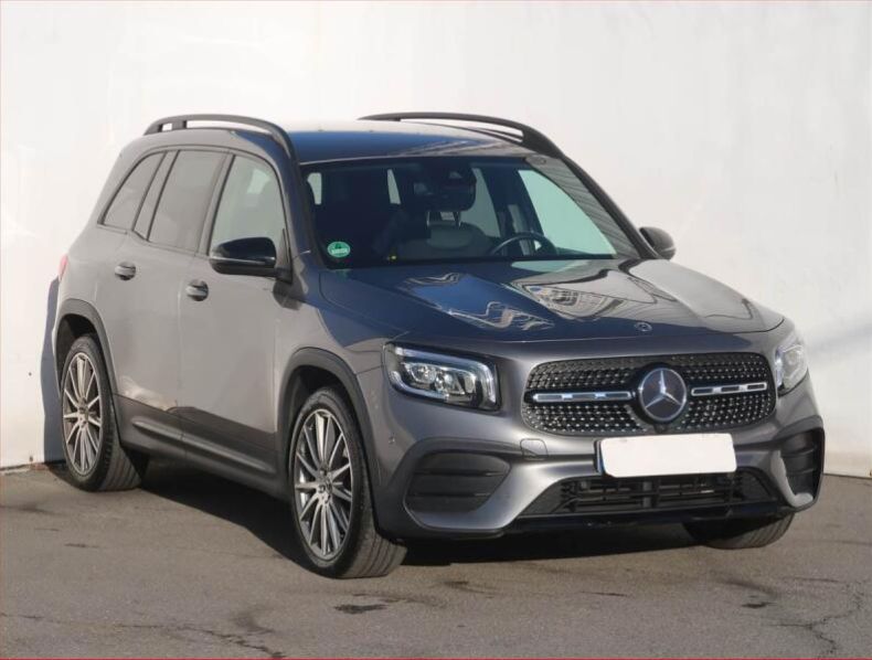 Mercedes GLB - hlavní foto
