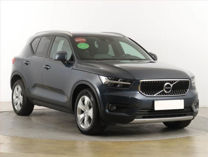 Volvo XC40 - hlavní foto
