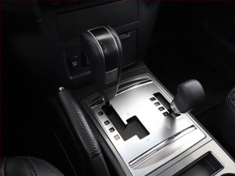 Mitsubishi Pajero - hlavní fotka