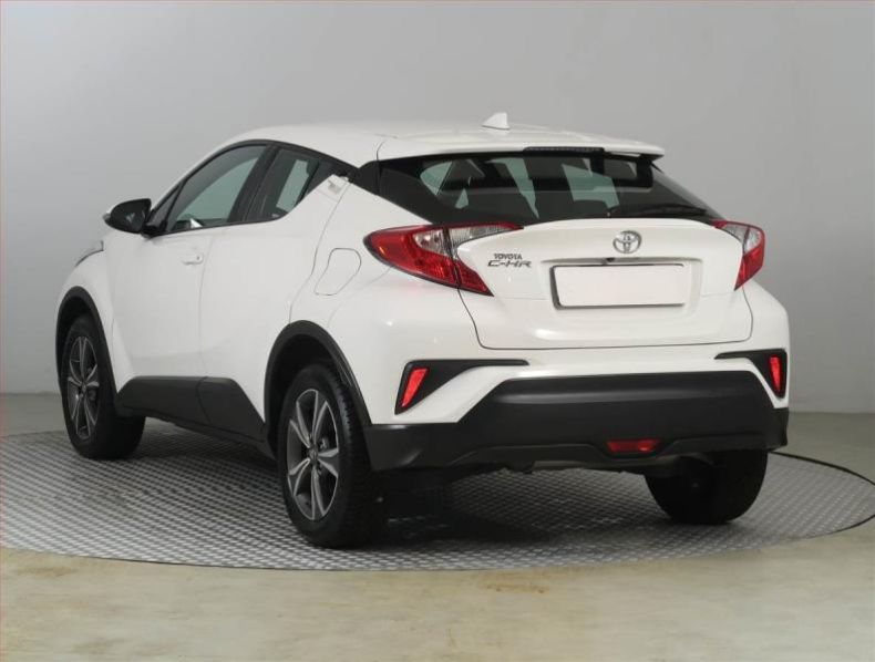 Toyota C-HR - hlavní fotka