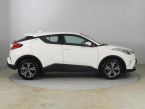 Toyota C-HR - fotka číslo 5