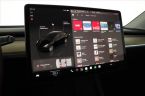 Tesla Model Y - fotka číslo 17