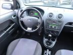 Ford Fusion - fotka číslo 6