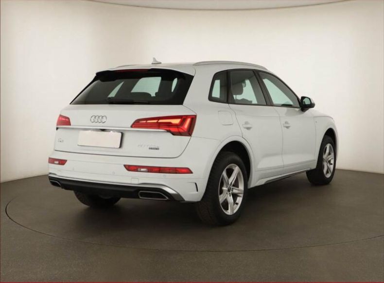 Audi Q5 - hlavní fotka