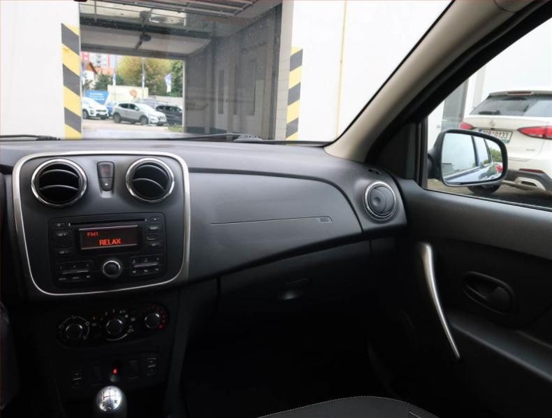 Dacia Logan - hlavní fotka