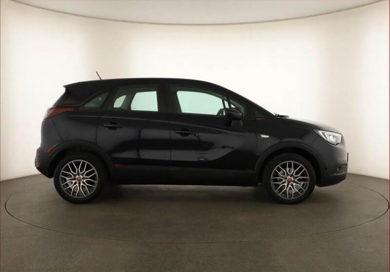 Opel Crossland X - hlavní fotka