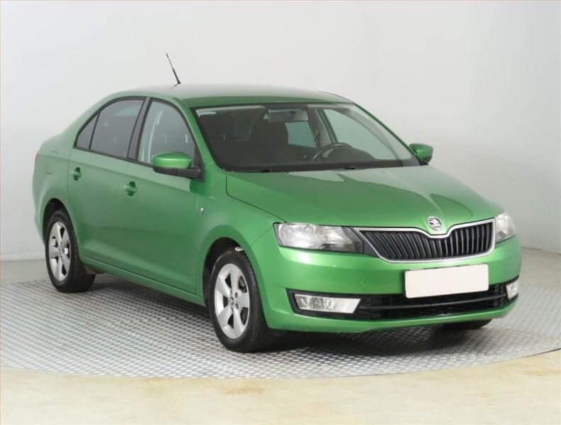 Škoda Rapid - hlavní foto