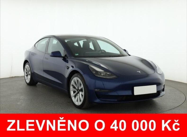 Tesla Model 3 - hlavní foto