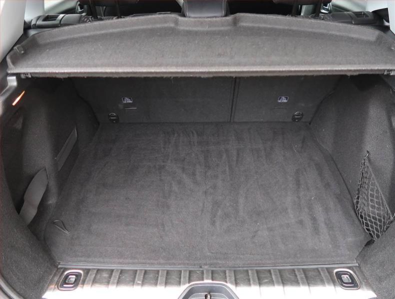 Peugeot 2008 - hlavní fotka