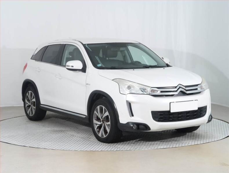 Citroën C4 Aircross - hlavní foto