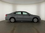 Volkswagen Passat - fotka číslo 5