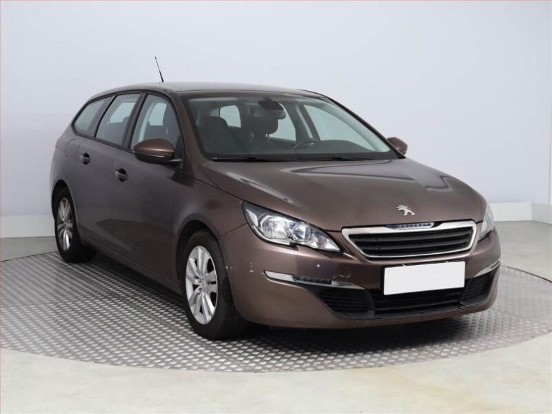 Peugeot 308 - hlavní foto