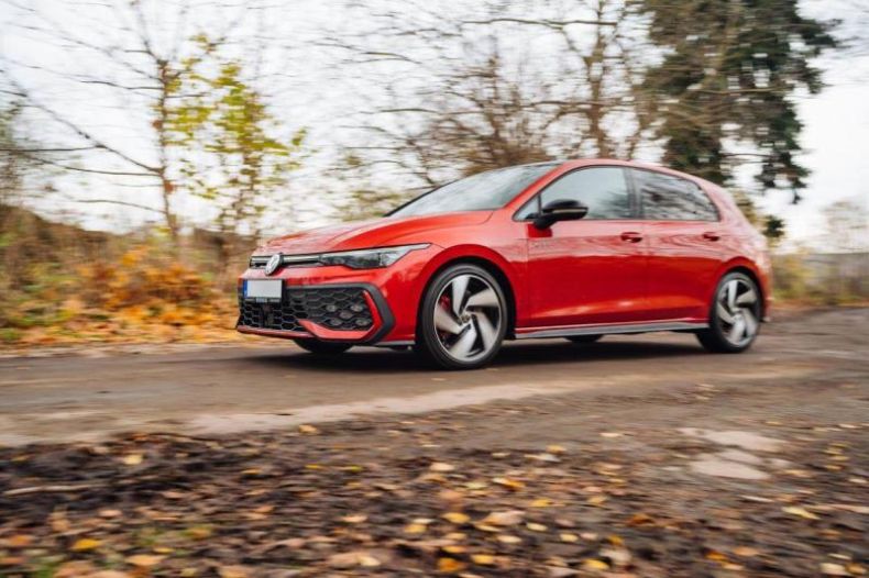 Volkswagen Golf - hlavní fotka