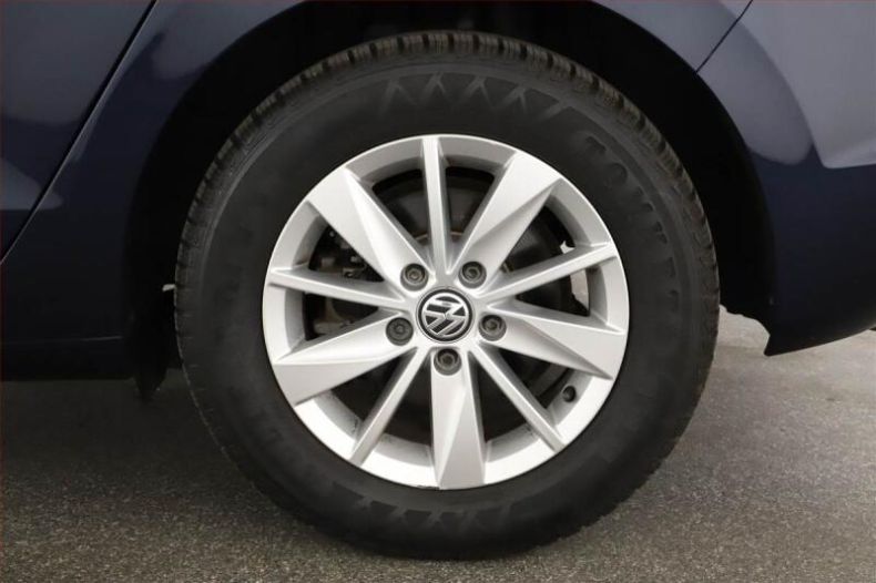 Volkswagen Golf - hlavní fotka