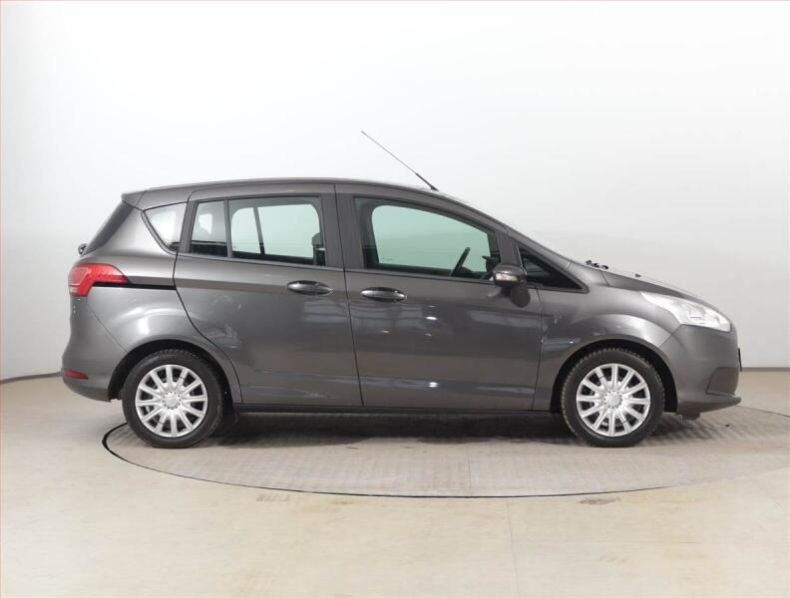 Ford B-MAX - hlavní fotka