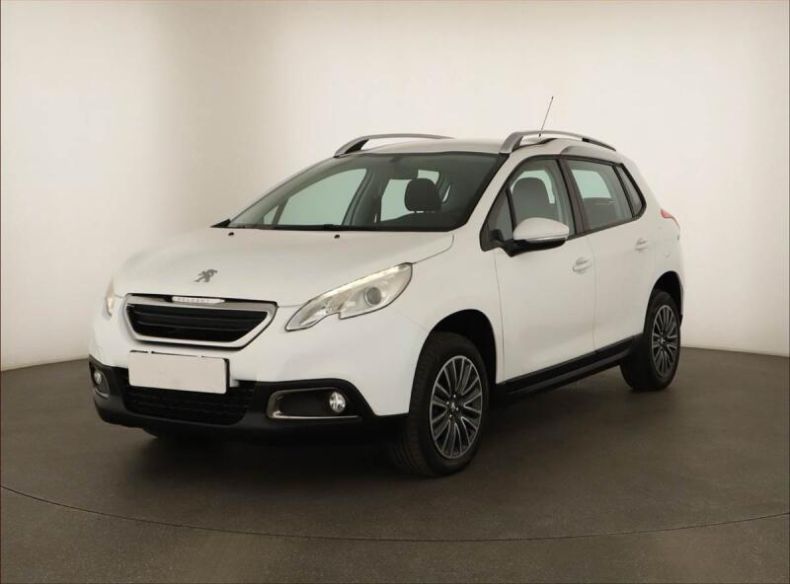 Peugeot 2008 - hlavní fotka