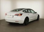 Tesla Model 3 - fotka číslo 4