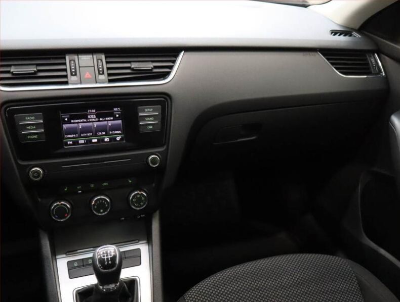 Škoda Octavia - hlavní fotka