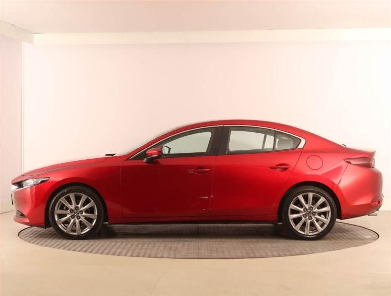 Mazda 3 - hlavní fotka