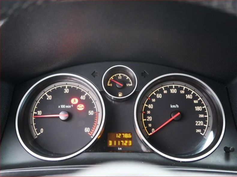 Opel Zafira - hlavní fotka