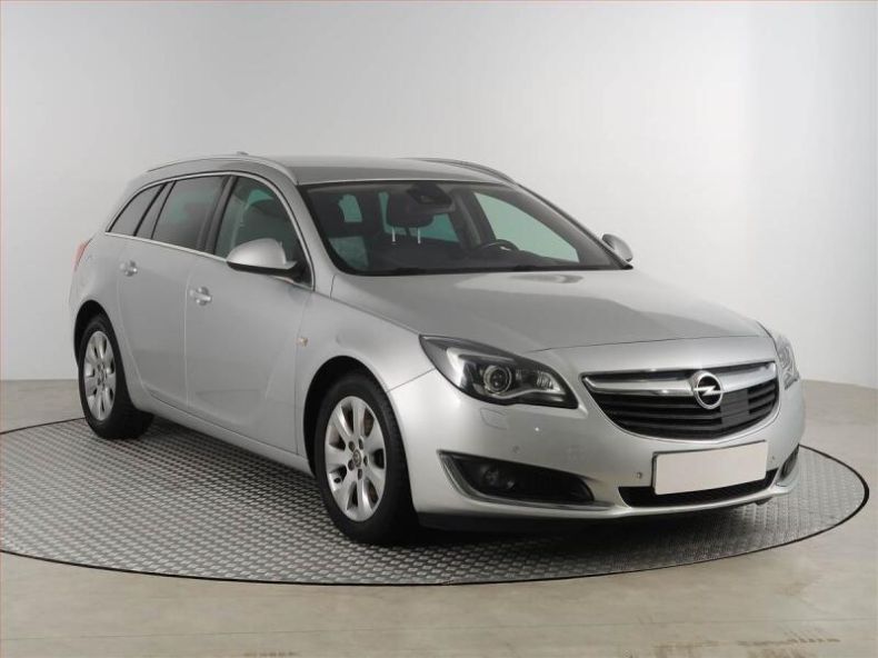 Opel Insignia - hlavní fotka inzerátu