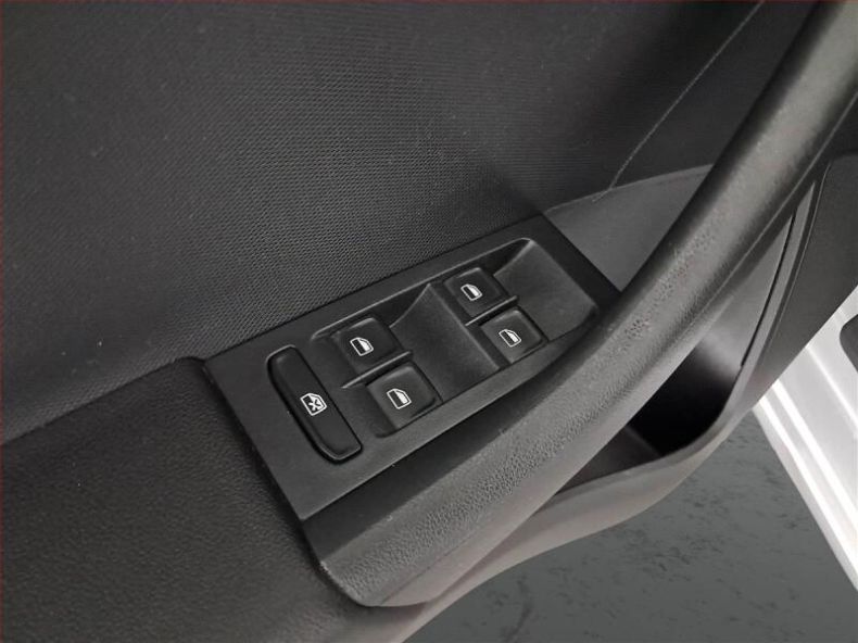 Škoda Rapid - hlavní fotka