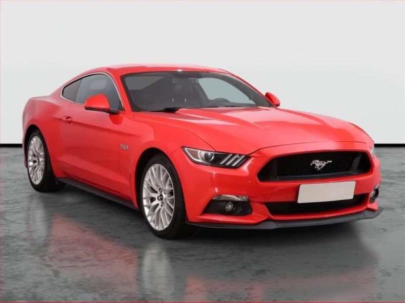 Ford Mustang - hlavní foto